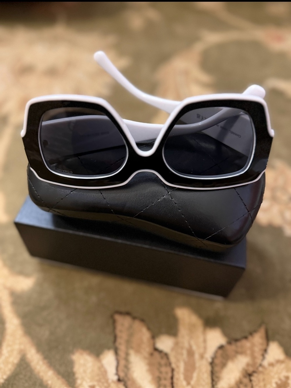 Oversized Black and White Square Women's Sunglasses